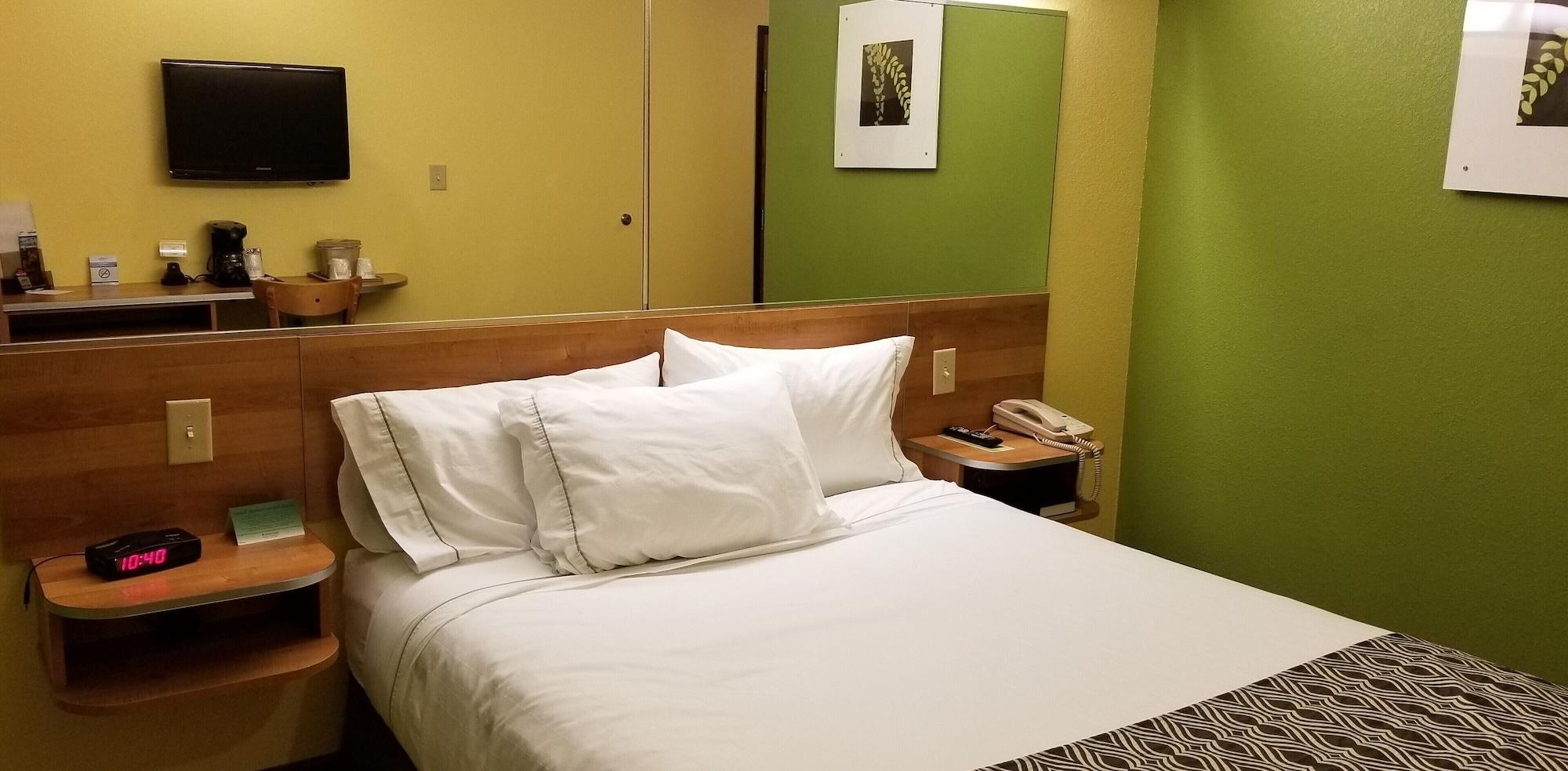 Microtel Inn & Suites By Wyndham Delphos Exteriér fotografie